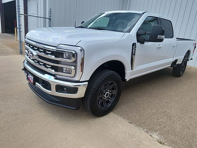 2027 Ford F-350SD XLT