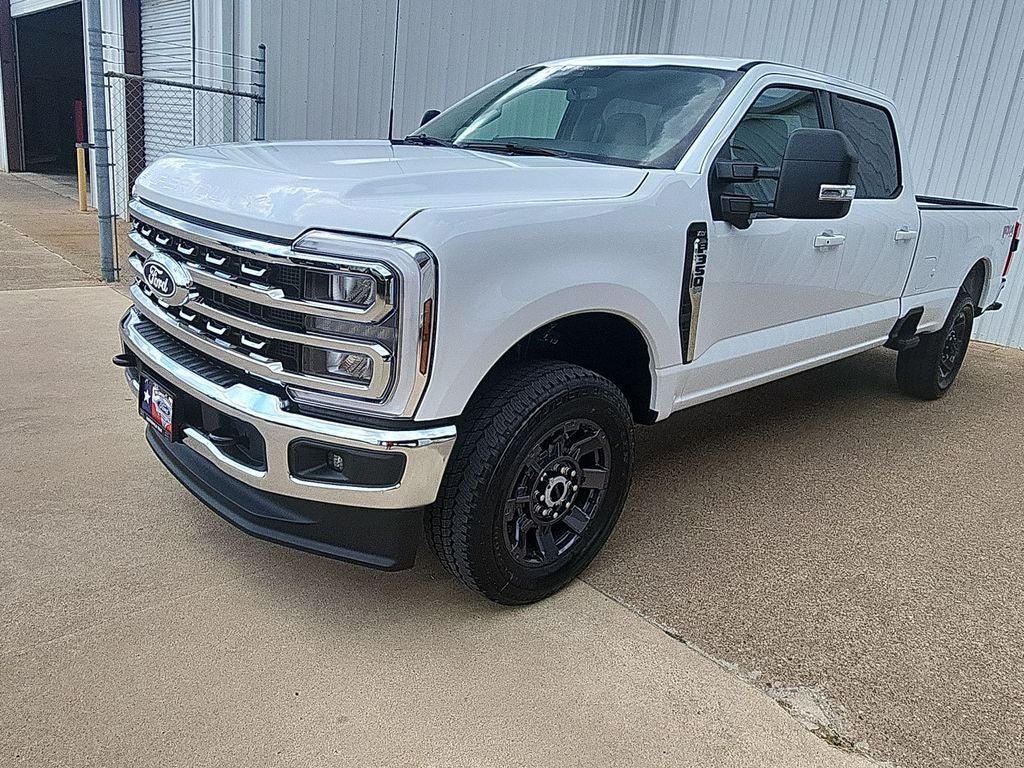 2027 Ford F-350SD XLT