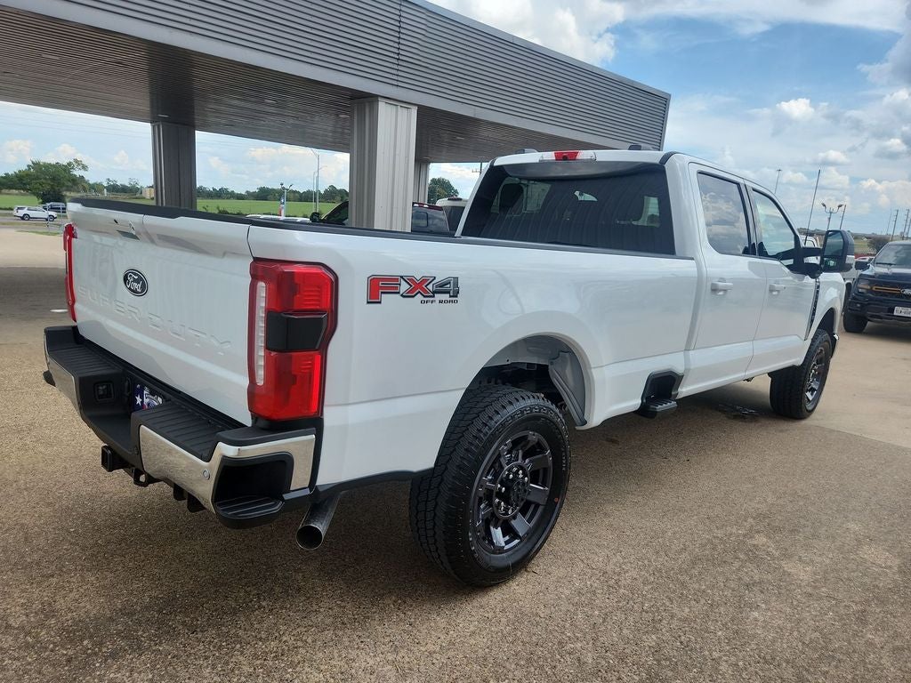 2027 Ford F-350SD XLT