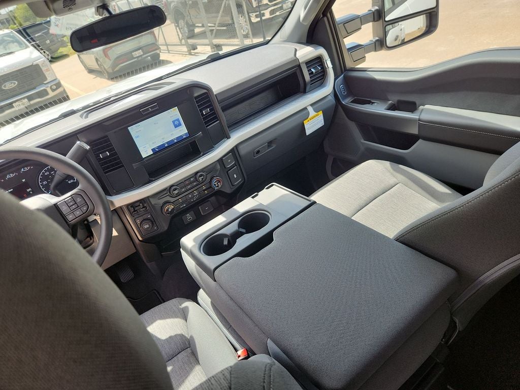 2027 Ford F-350SD XL DRW