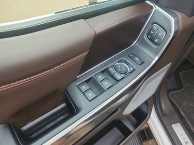 2027 Ford F-450SD King Ranch DRW
