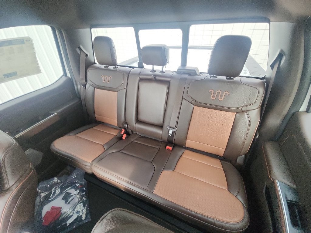 2027 Ford F-450SD King Ranch DRW