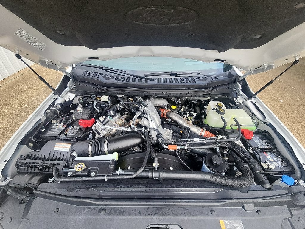 2027 Ford F-450SD King Ranch DRW