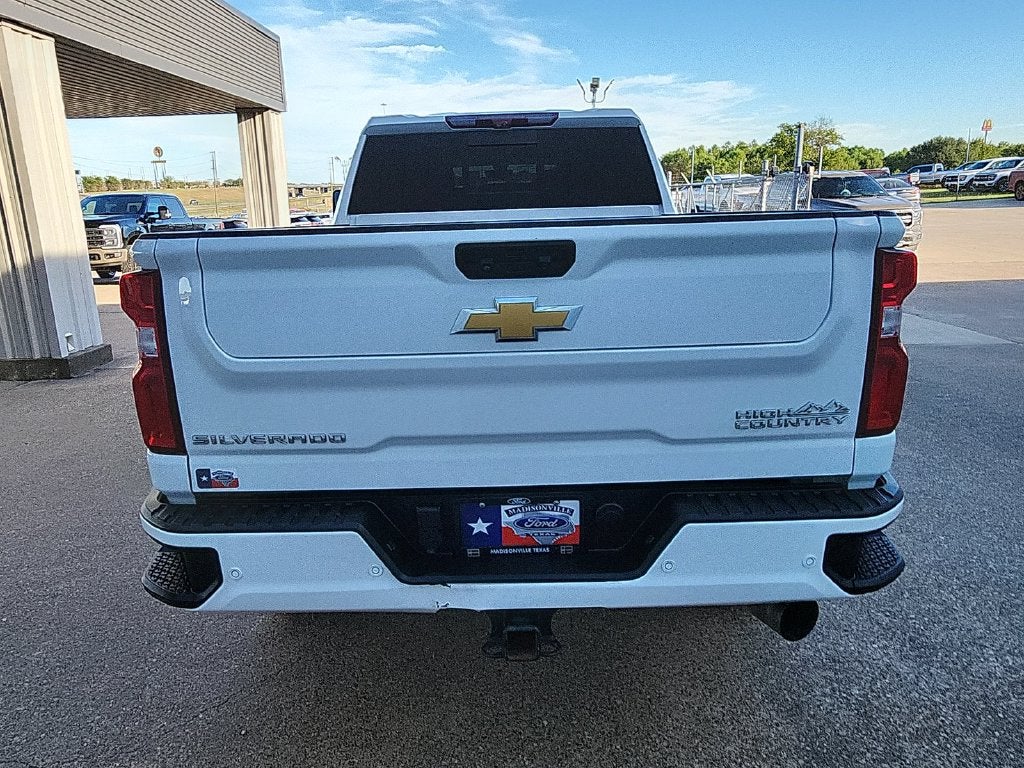 2022 Chevrolet Silverado 2500HD High Country