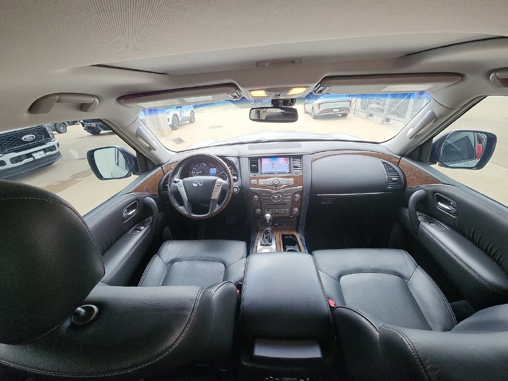 2017 INFINITI QX80 Base