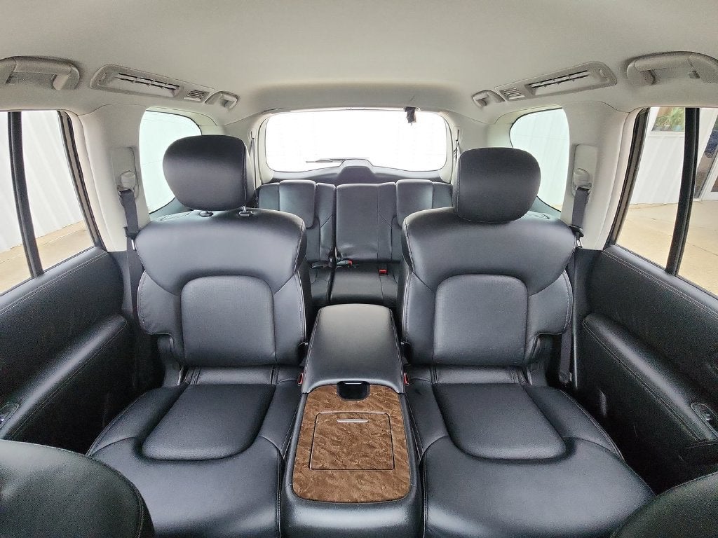 2017 INFINITI QX80 Base