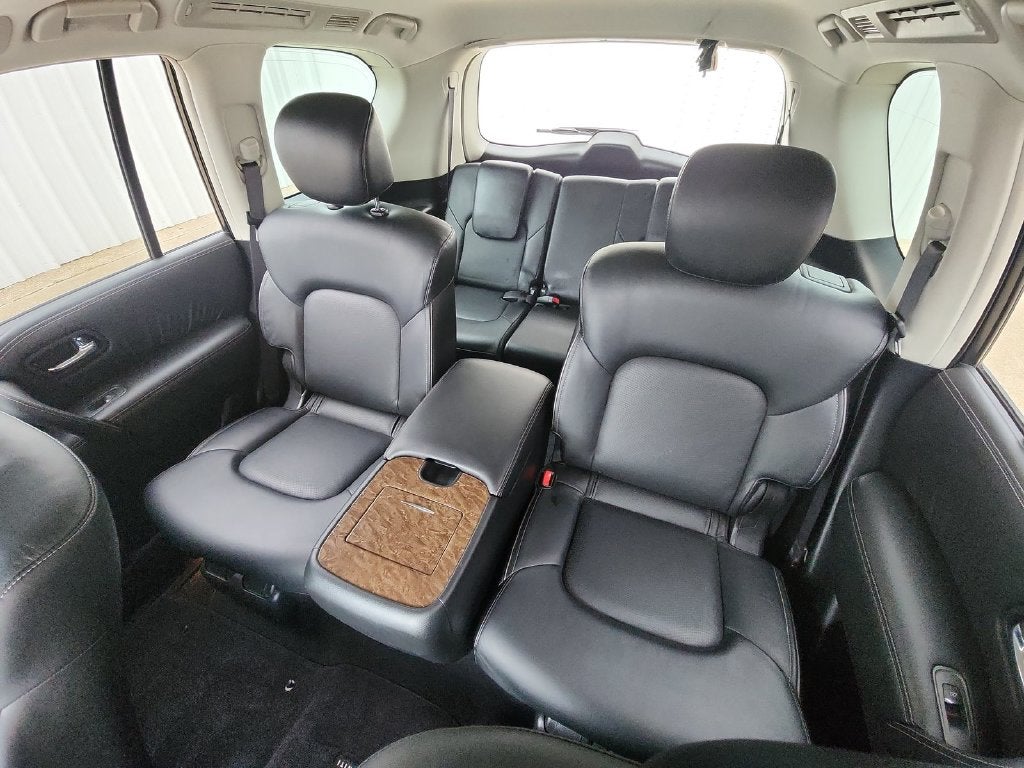 2017 INFINITI QX80 Base