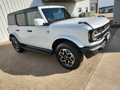 2026 Ford Bronco Outer Banks®
