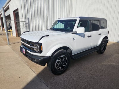 2026 Ford Bronco Outer Banks®