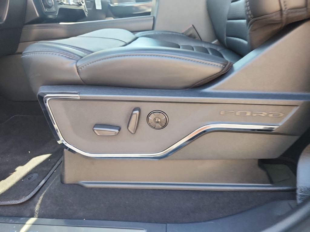 2027 Ford Super Duty F-250® Platinum®