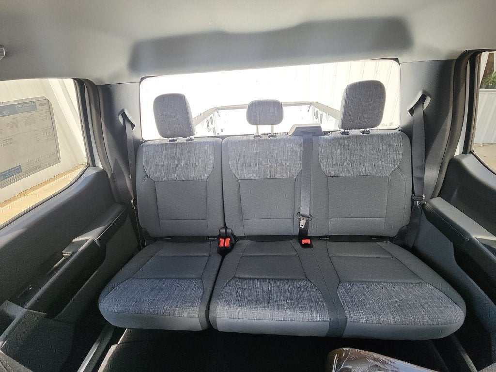 2027 Ford Super Duty F-350® XLT